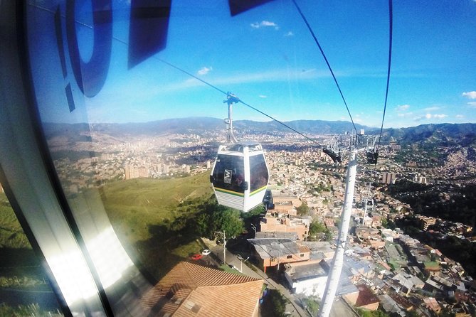 Half Day Private Medellin City Tour With Fernando Boteros Plaza