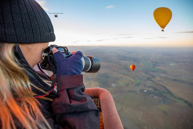 Hot Air Balloon Flight Brisbane With Vineyard Breakfast - What to Expect Onboard