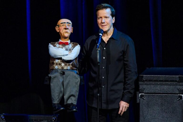 Las Vegas: Jeff Dunham – Still Not Canceled Show