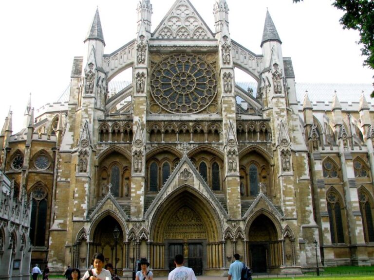 London: Kid-Friendly Westminster Abbey & Sightseeing Tour