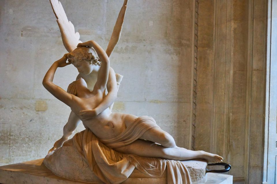 Louvre Classics Skip-the-Line Guided Tour - Tour Details