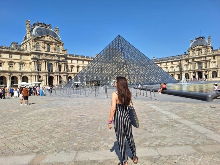 Louvre Guided Tour With Ticket & Certified Artist (6ppl Max)