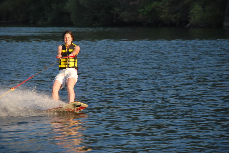 Pinhão: River Douro Speedboat Tour With Water Sports - Tour Details