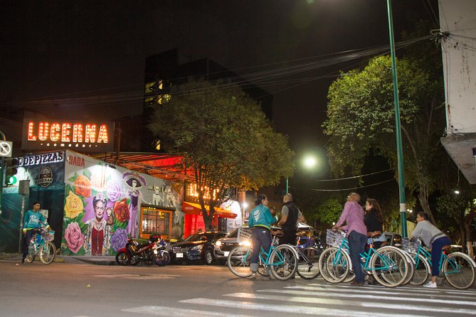 SPECIAL NIGHT LIFE Mexico City Lights Bike Tour