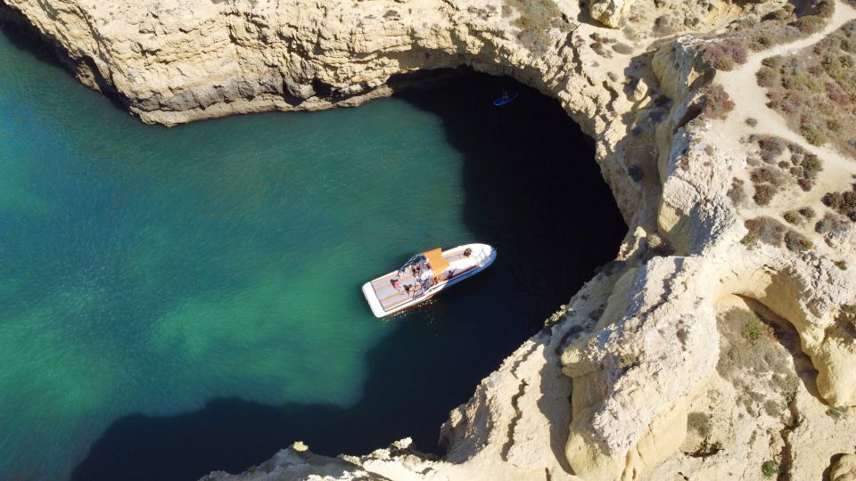 Vilamoura: Private Hire 3 Hours to Benagil Cave - Activity Details