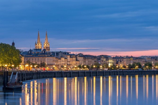 Bordeaux Airport Transfers: Bordeaux Airport BOD to Bordeaux in Luxury Van - Top Features of Bordeaux Airport BOD