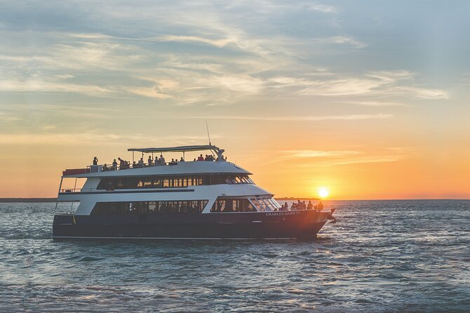 Charles Darwin Dinner Cruise - Dining Experience Aboard