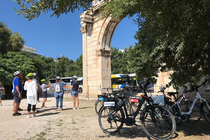 Electric Bike Discover of Old and New Athens With Street Food - Electric Bike Experience