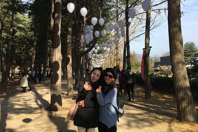 Four Seasons of Nami Island With Garden of Morning Calm Tour - Summer Breeze in Petit France