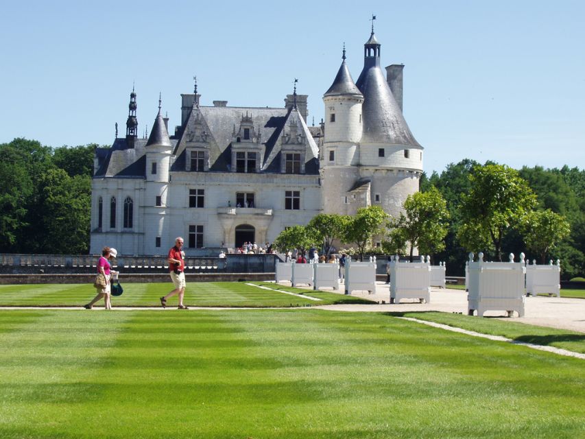 From Paris: Loire Valley Castles Full-Day Tour With Lunch - Booking Flexibility