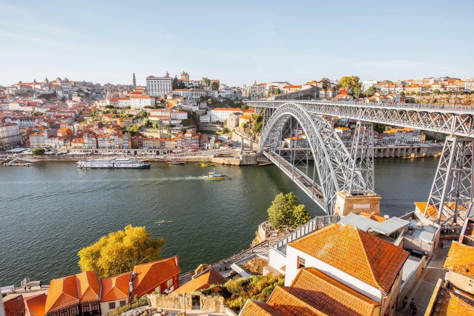 From Porto: Douro Tour Pinhão/Régua Full Day All Included - Language Options and Group Experience