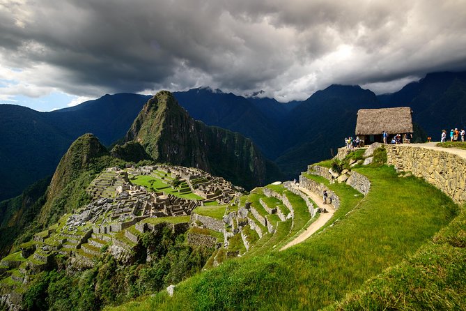 Full-Day Tour to Machu Picchu on Panoramic Train - Panoramic Train Experience Details