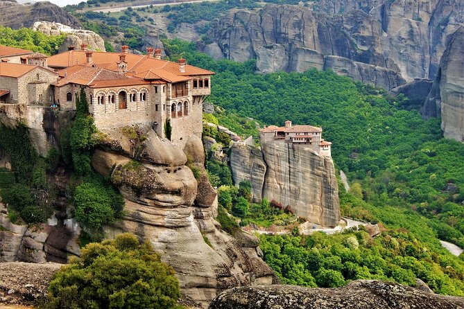 METEORA - 2 Days From Athens Everyday With 2 Guided Tours & Hotel - Monastery Visits