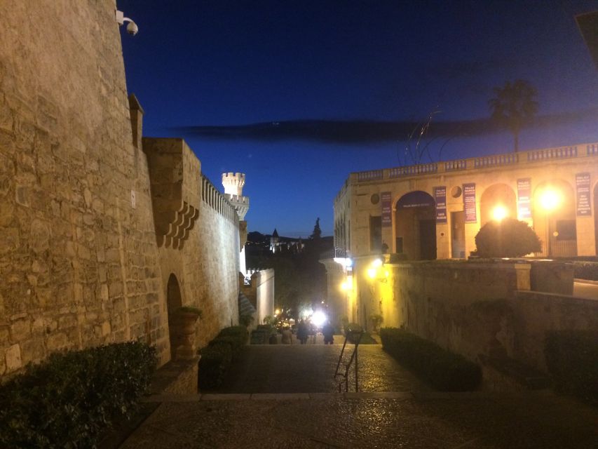 Palma Old Town Sunset Tour and Food Tastings - Pricing and Duration