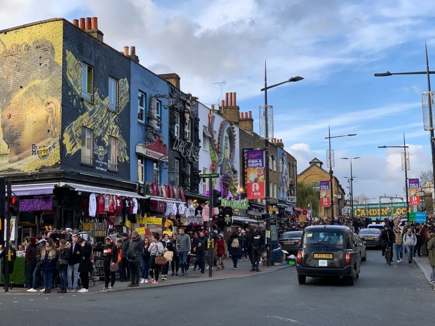 Photo Tour: East London Day Tour - Language and Group Type