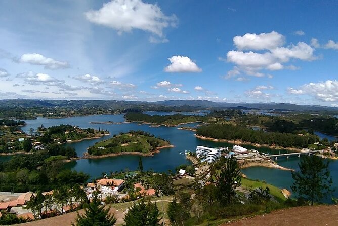 Private Guatape and Coffee Tour - Customer Reviews and Satisfaction