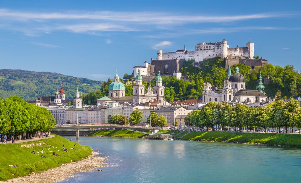 Salzburg: Private City Highlight Tour With a Guide - Experience Highlights