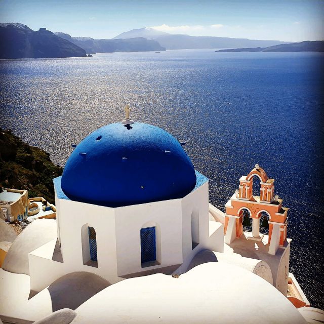 Santorini: Megalochori and Oia Guided Tour With Wine Tasting - Activity Itinerary