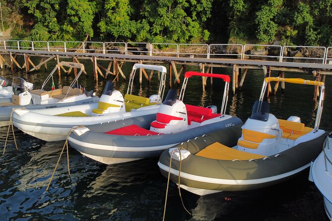 Self Drive Boat Hire - Participant Requirements and Restrictions