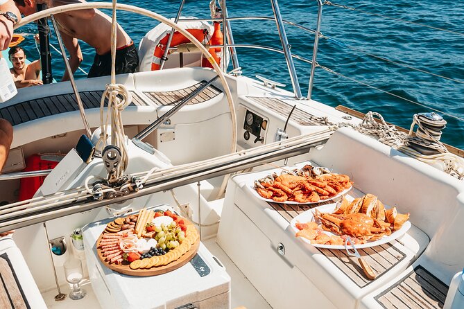 Sydney Harbour Sail Like a Local Lunch Tour - Sail Aboard the Blue Moon