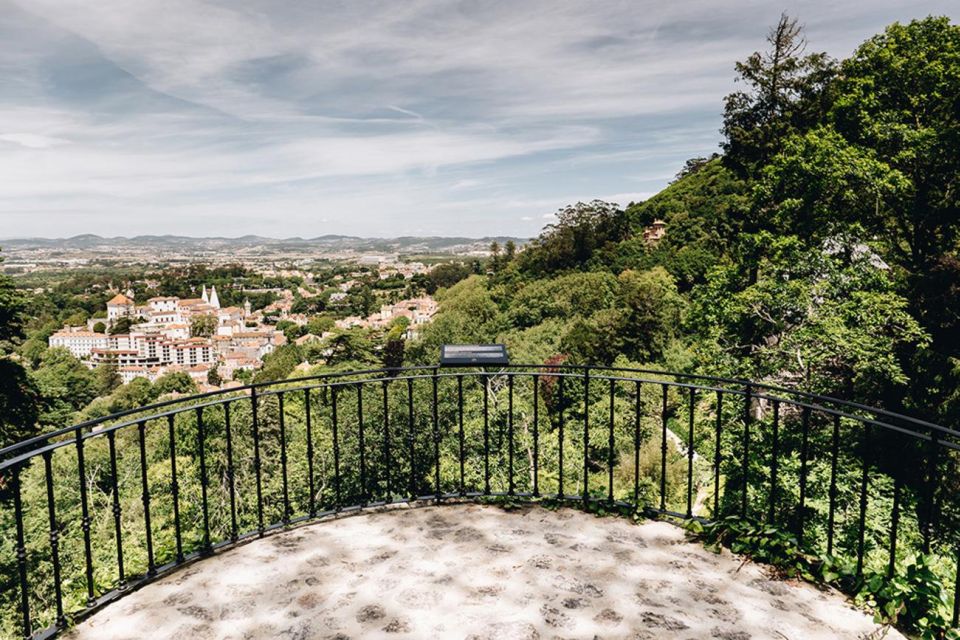 Enchanting Sintra: Palaces, Sweet Indulgences and Wine - Charming Sintra Village Exploration