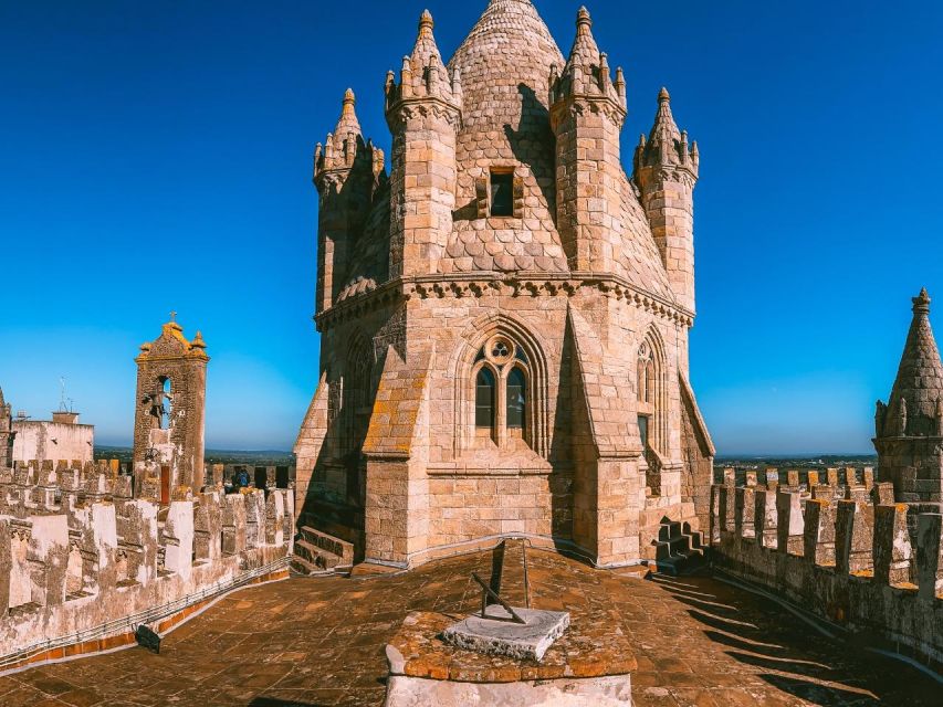 Évora With Wine Tasting - Full Day Private Tour - Itinerary Details