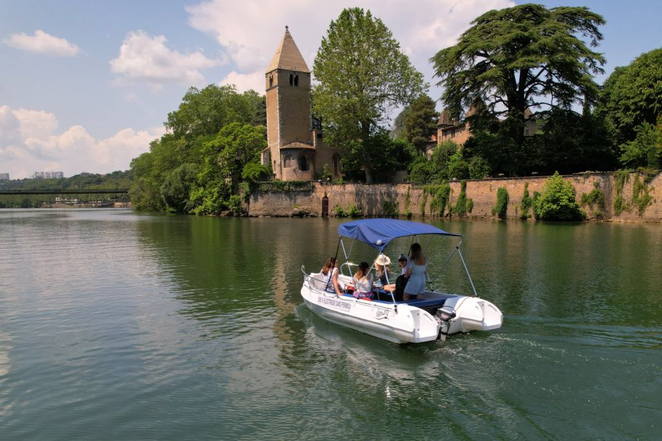 Lyon: From Confluence to Barbe Island in Electric Boat - Meeting Point Details