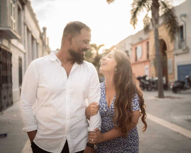 Nice, France: Romantic Couple Photoshoot