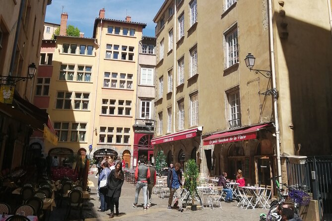 Old Lyon Private Guided Walking Tour - Contact for Assistance