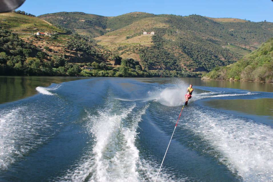 Pinhão: River Douro Speedboat Tour With Water Sports - Activity Description