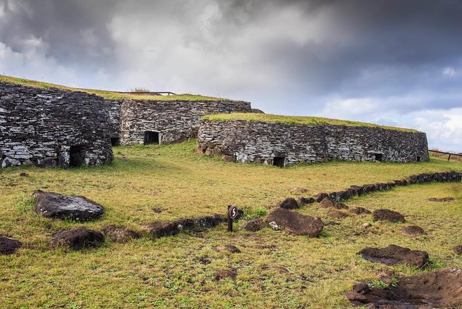 Private Tour: Full Day Easter Island Highlights - Knowledge and Passion for Rapa Nui