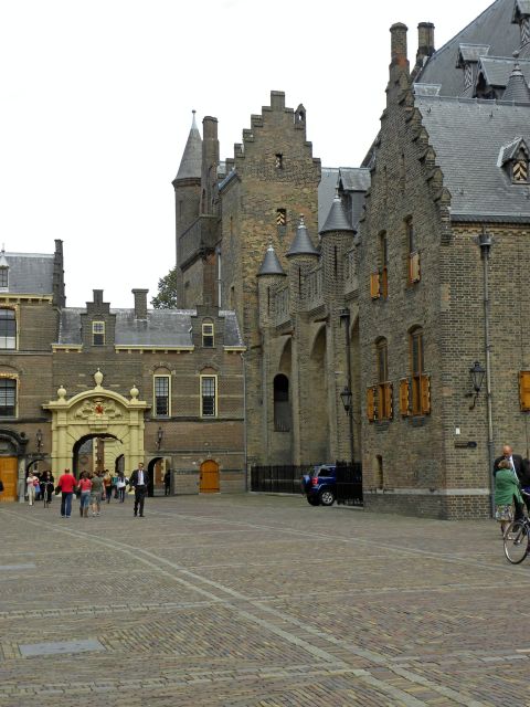 The Hague: Old City Private Walking Tour - Review Summary