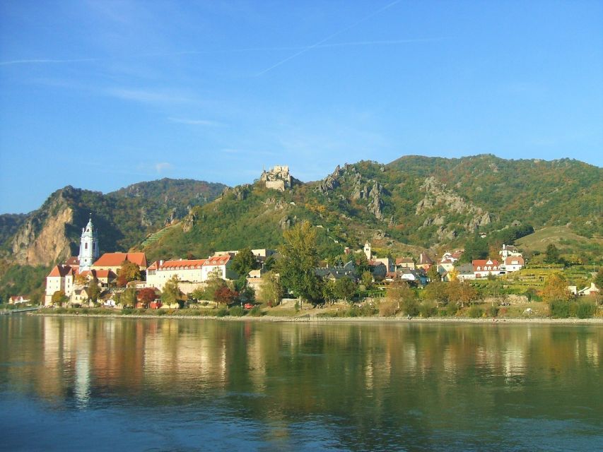 Vienna: Wachau Valley Private Kayak and Wine Tour - Full Tour Description