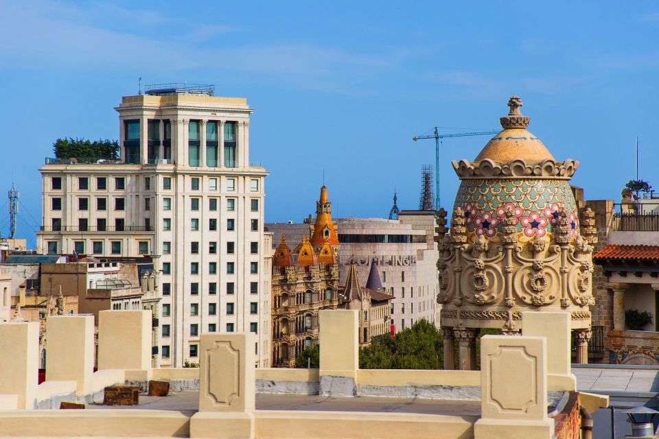 Barcelona: Private Architecture Tour With a Local Expert - Activity Description