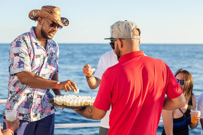 Cabo San Lucas Fiesta Dinner Cruise With Open Bar - Catering and Dining Experience