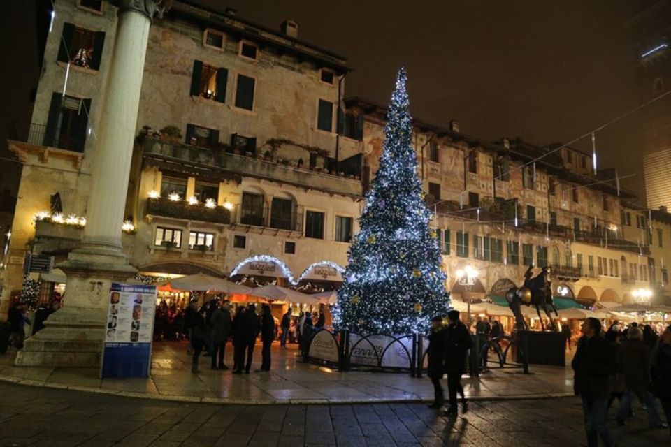 Christmas Sparks in Verona Walking Tour - Description