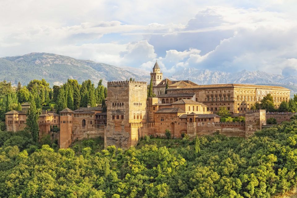 Granada: Alhambra Small Group Tour With Nasrid Palaces - Important Information