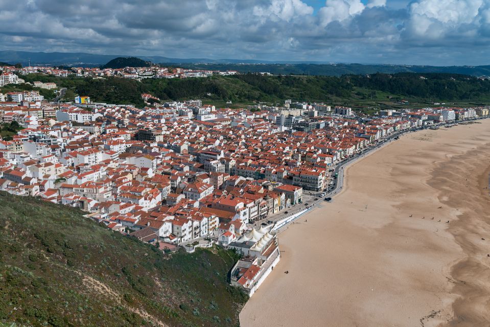 Lisbon: Full-Day Tour of Fátima, Batalha, Nazaré, and Óbidos - Nazaré Seaside Experience