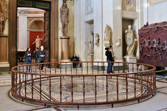 Rome: Vatican Museum Evening Small Group Tour - Tour Guide Highlights