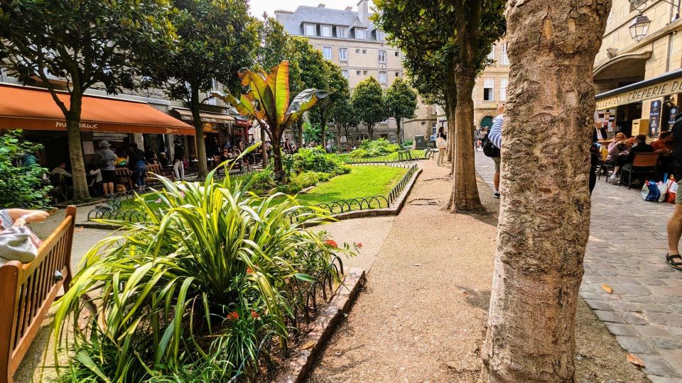 Saint Malo: Self-Guided Walk Through the Historic Old Town - Uncovering the Corsair Legacy