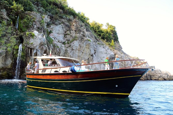 Small Group Sorrento and Amalfi Coast Boat Tour With Local Host - Tour Highlights