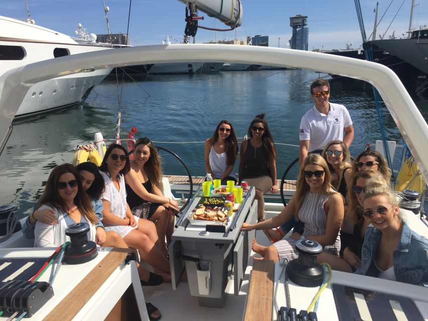 Barcelona:2 Hour Private Sail Inc Drinks & Snacks Onboard - Common questions