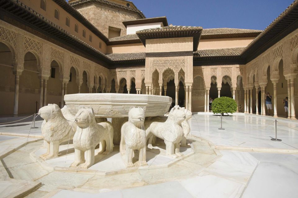 Granada: Alhambra Small Group Tour With Nasrid Palaces - Customer Reviews