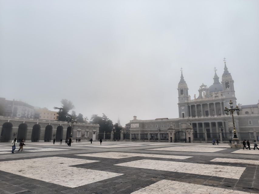 Madrid: Royal Palace Private Tour With Skip-The-Line Tickets - Customer Reviews