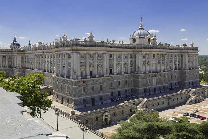 Madrid: Royal Palace Tour With Optional Royal Collections - Common questions