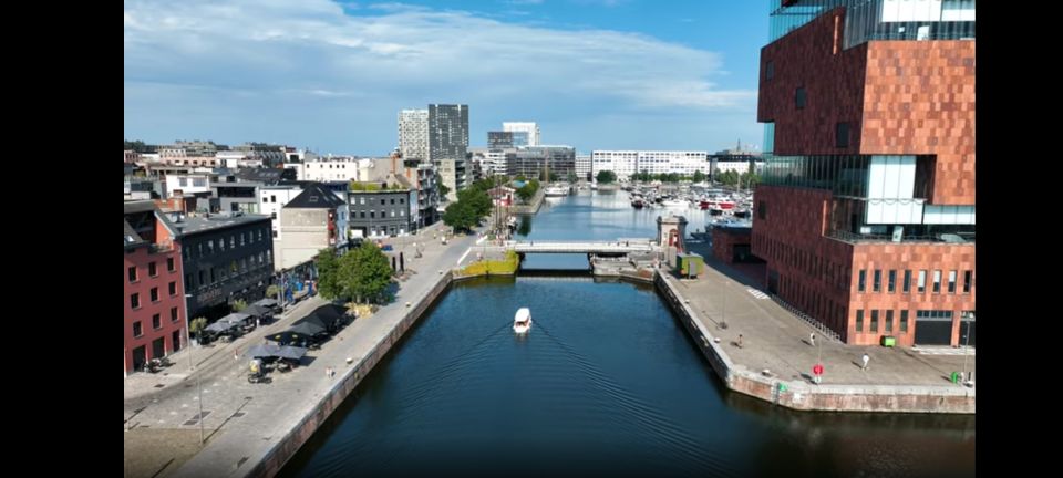 Antwerp: Private Old Harbour Boat Tour Incl. Drinks & Snacks - Itinerary and Stops