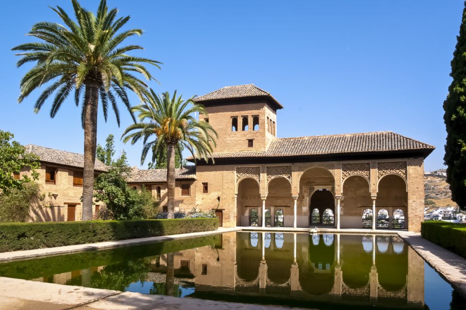 Granada: Alhambra Small Group Tour With Nasrid Palaces - Directions