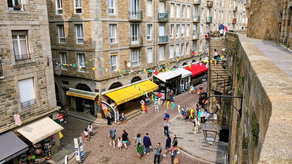 Saint Malo: Self-Guided Walk Through the Historic Old Town - Saint Vincent Cathedrals Significance