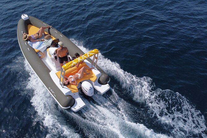 Self Drive Boat Hire - What to Expect During the Activity