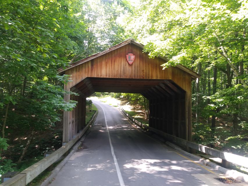 Traverse City: 6-Hour Tour of Sleeping Bear Dunes - Activities Included